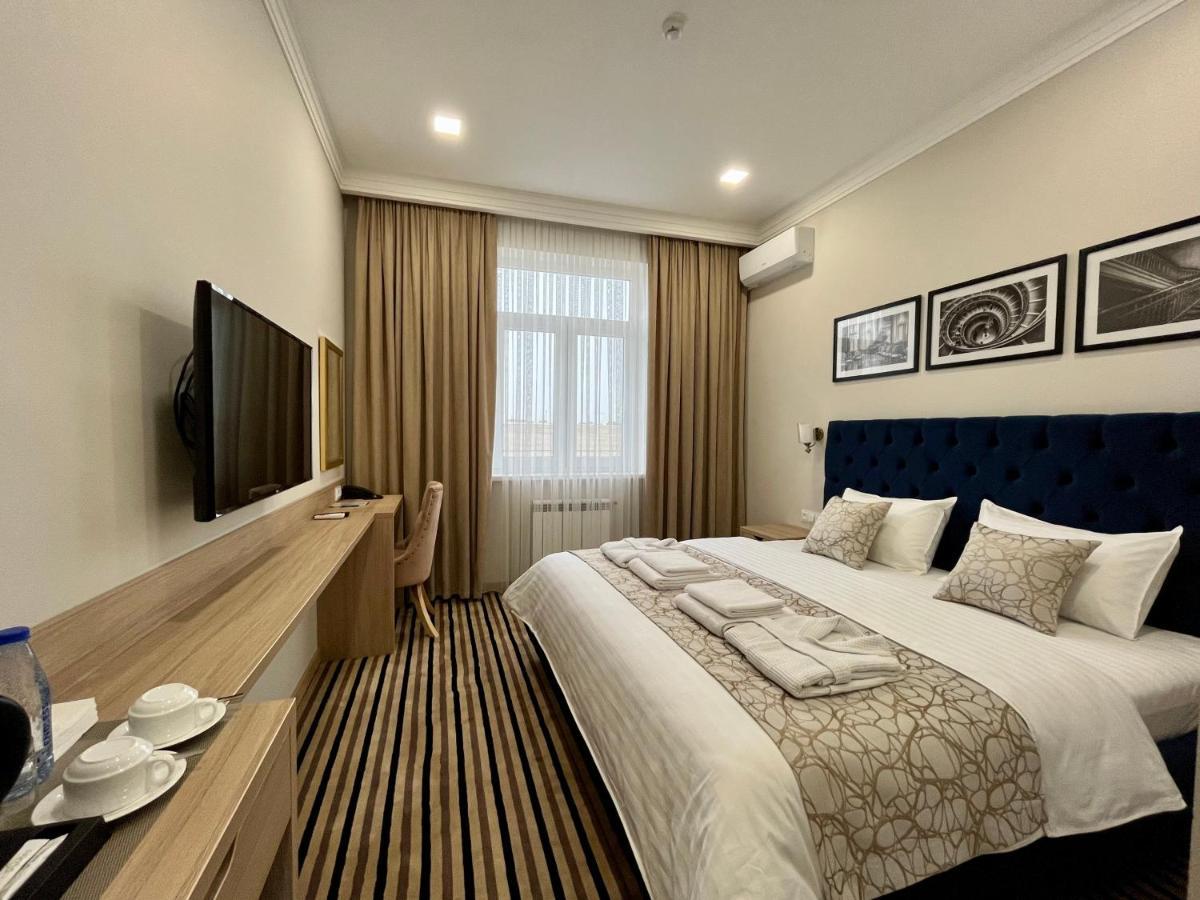 Bristol Hotel Tashkent Exterior photo